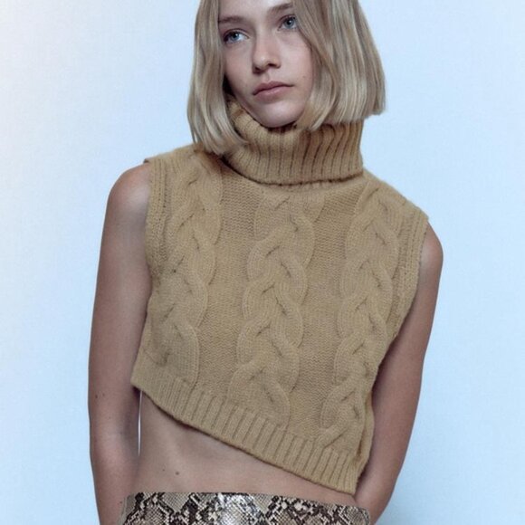 NWT ZARA Cable Knit Pullover Vest Crop Turtleneck Asymmetrical 4938/113 SMALL